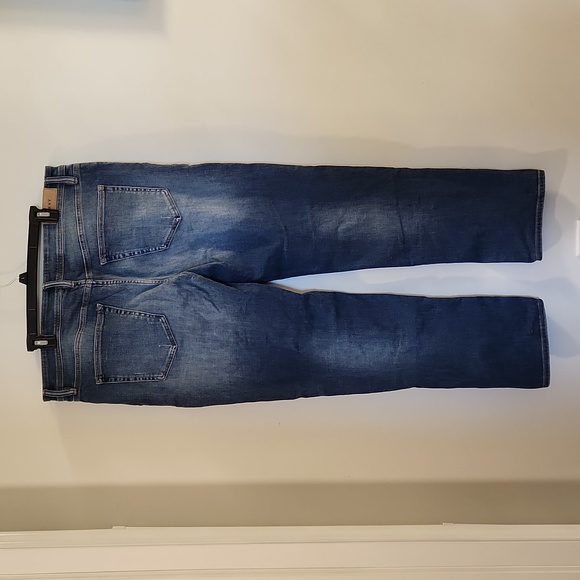 DKNY~ Men's Slim Straight Size 38/32 - Picture 3 of 5